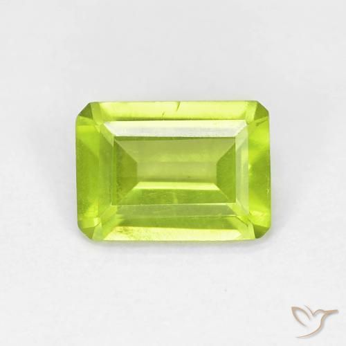 0.92ct Natural Verde amarillento Peridoto, corte esmeralda, VS
