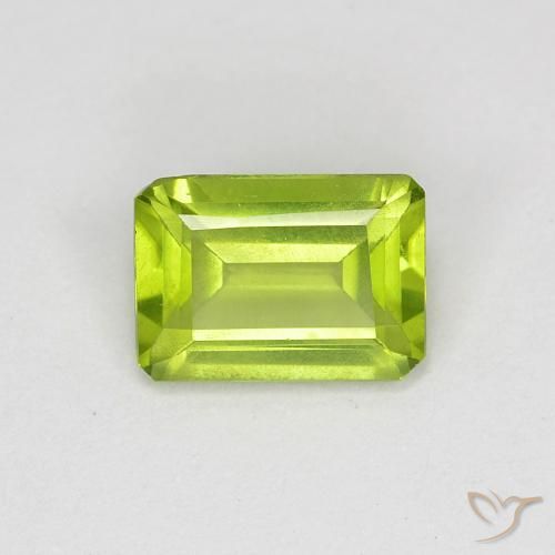 0.95ct Natural Verde amarillento intenso Peridoto, corte esmeralda, VS