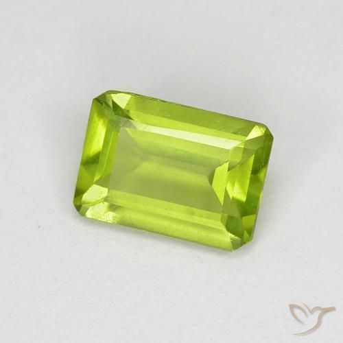 Peridoto Verde amarillento intenso natural de 0.95 ct, Corte Octágono / Esmeralda, VS