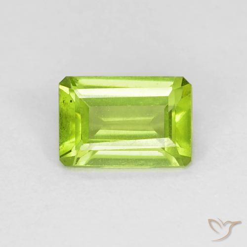 1.05ct Natural Verde amarillento Peridoto, corte esmeralda, VS
