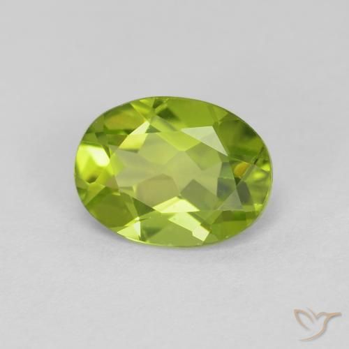 Peridoto Verde medio natural de 1.26 ct, Ovalada, VVS-VS