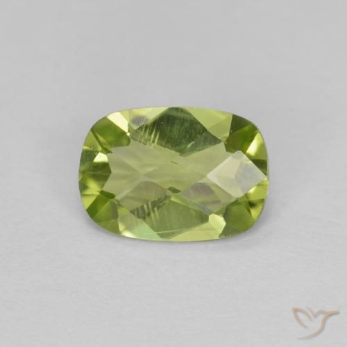 0.78ct Natural Verde medio Peridoto, Forma Cojín, VVS-VS