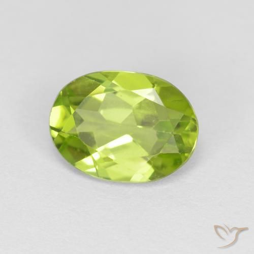 Peridoto Verde amarillento natural de 1.33 ct, Ovalada, VVS-VS