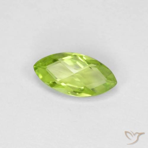 Peridoto Verde medio natural de 0.66 ct, Marquesa, VVS-VS