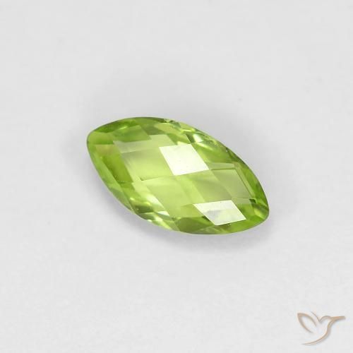 Peridoto Verde vivo claro natural de 0.62 ct, Marquesa, VS