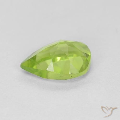Peridoto Verde vivo natural de 0.82 ct, En forma de pera, VVS-VS