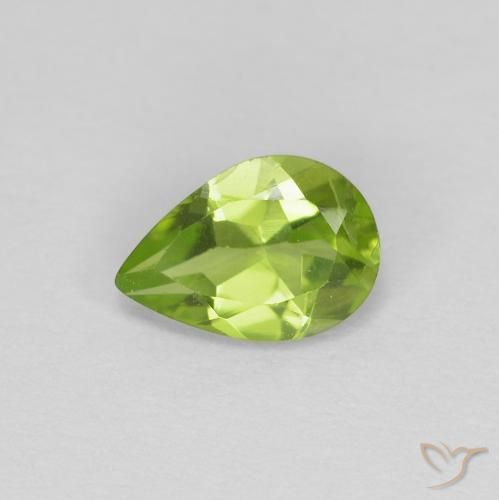 Peridoto Verde medio natural de 0.73 ct, En forma de pera, VS