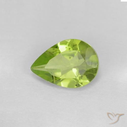 0.68ct Natural Verde medio Peridoto, En forma de pera, VS