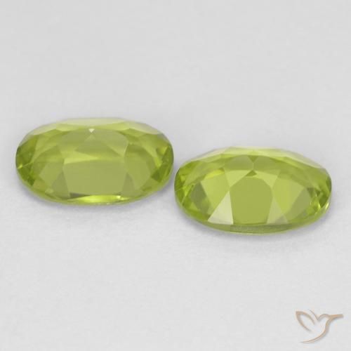 Gemas de Peridoto Verde medio natural de 1.72 ct, Ovalada, VS