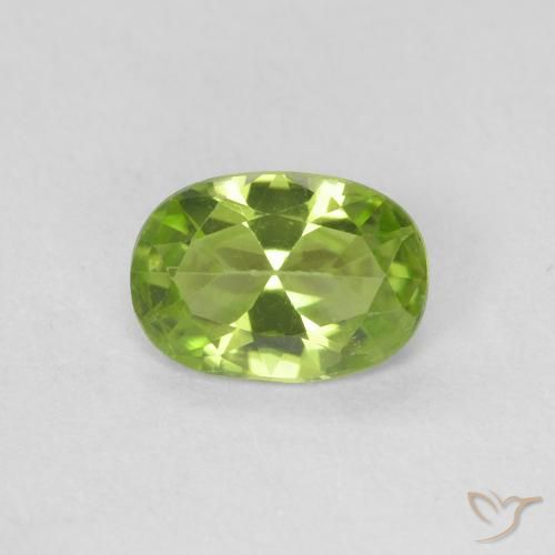 0.76ct Natural Verde vivo Peridoto, Ovalada, VVS-VS