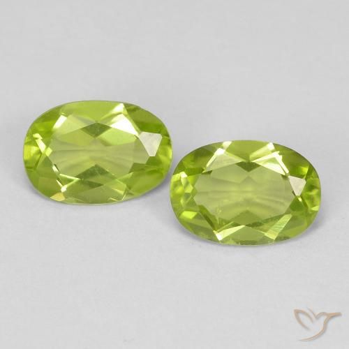 1.47ctw Natural Verde amarillento intenso Peridoto, Ovalada, VVS-VS