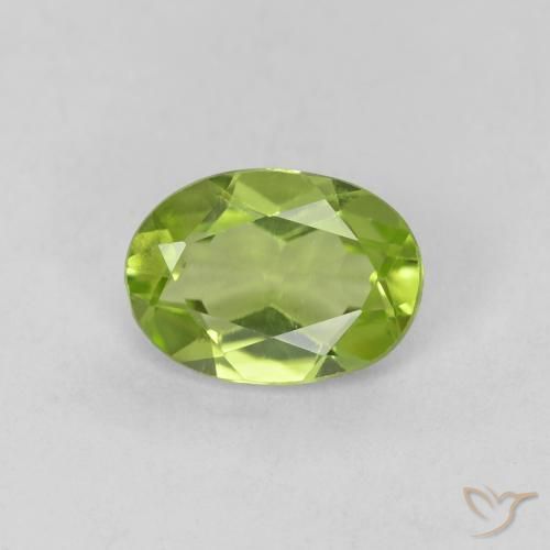 0.80ct Natural Verde medio Peridoto, Ovalada, VVS