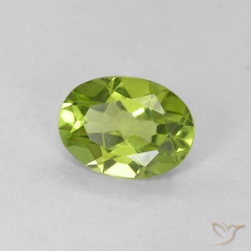 Peridoto Verde vivo natural de 0.73 ct, Ovalada, VVS-VS