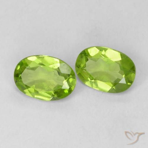 Gemas de Peridoto Verde medio natural de 1.55 ct, Ovalada, VVS-VS