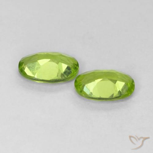 Gemas de Peridoto Verde medio natural de 1.55 ct, Ovalada, VVS-VS