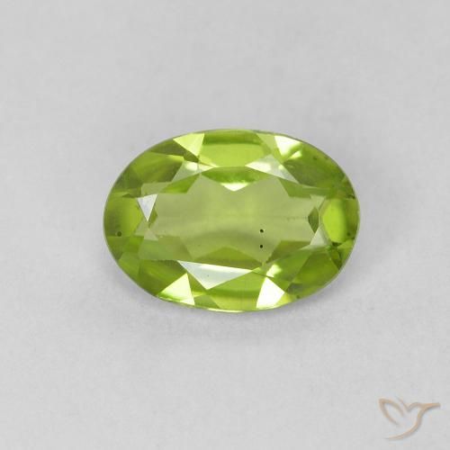 0.76ct Natural Verde medio Peridoto, Ovalada, VVS-VS