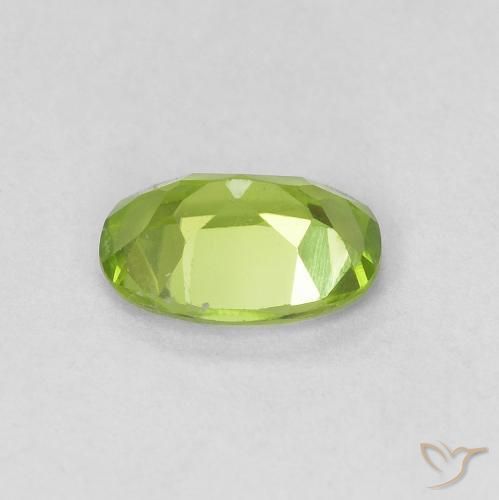 Peridoto Verde vivo natural de 0.82 ct, Ovalada, VVS-VS