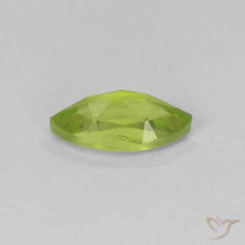 Peridoto Verde vivo natural de 0.75 ct, Marquesa, VS