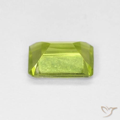 Peridoto Verde claro natural de 0.93 ct, Corte Octágono / Esmeralda, VVS