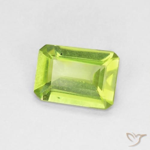 Peridoto Verde claro natural de 0.85 ct, Corte Octágono / Esmeralda, VVS-VS