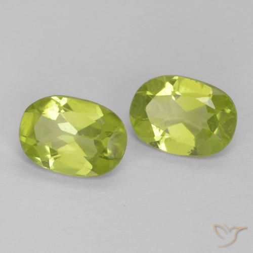 Gemas de Peridoto Verde medio natural de 1.39 ct, Ovalada, VS