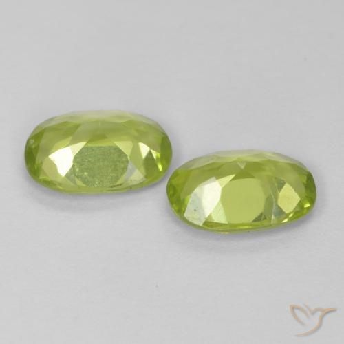 Gemas de Peridoto Verde medio natural de 1.39 ct, Ovalada, VS