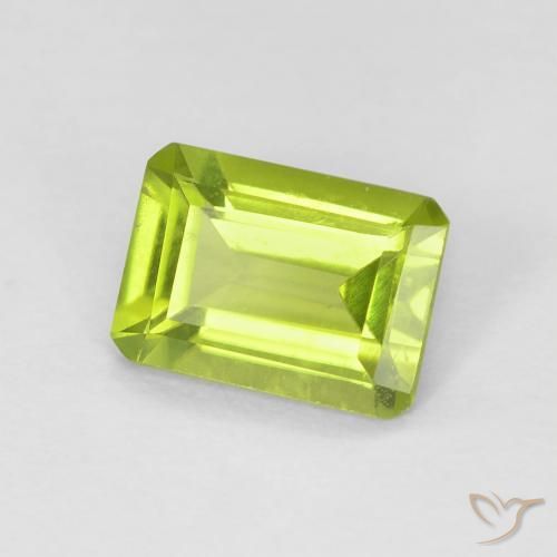 Peridoto Verde claro natural de 0.97 ct, Corte Octágono / Esmeralda, VS