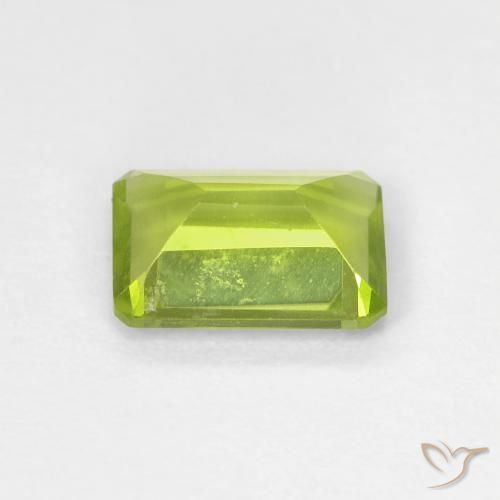 Peridoto Verde medio natural de 1.05 ct, Corte Octágono / Esmeralda, VS-SI