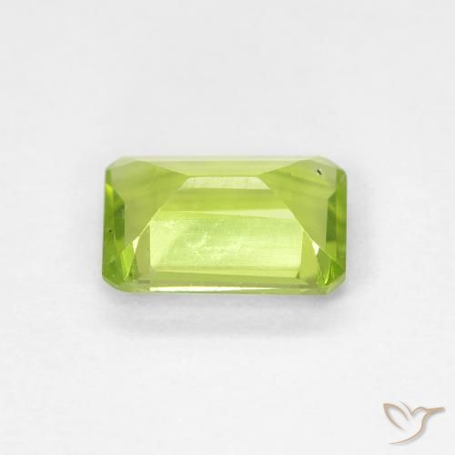 Peridoto Verde medio natural de 0.97 ct, Corte Octágono / Esmeralda, VS-SI