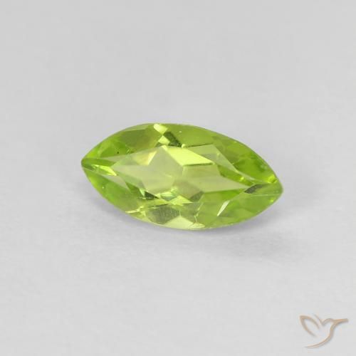 Peridoto Verde medio natural de 0.67 ct, Marquesa, VVS-VS