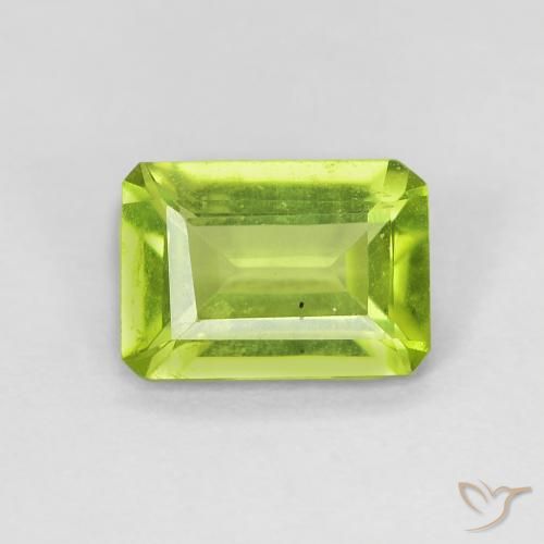 0.90ct Natural Verde amarillento intenso Peridoto, corte esmeralda, VS-SI