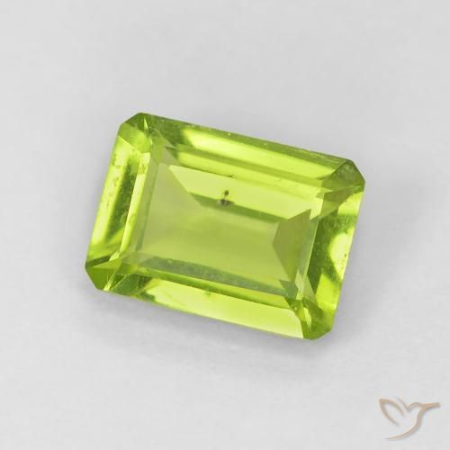 Peridoto Verde claro natural de 1.09 ct, Corte Octágono / Esmeralda, VS