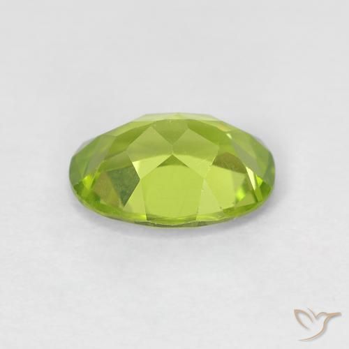 Peridoto Verde medio natural de 1.21 ct, Ovalada, VVS-VS