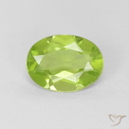 Peridoto Verde medio natural de 1.22 ct, Ovalada, VS