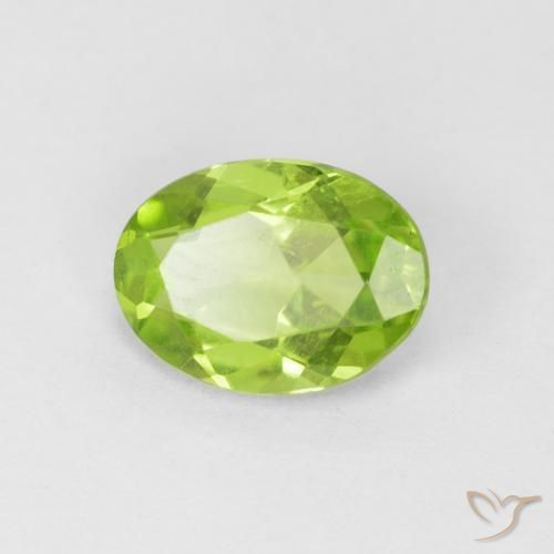 Peridoto Verde medio natural de 1.02 ct, Ovalada, VS