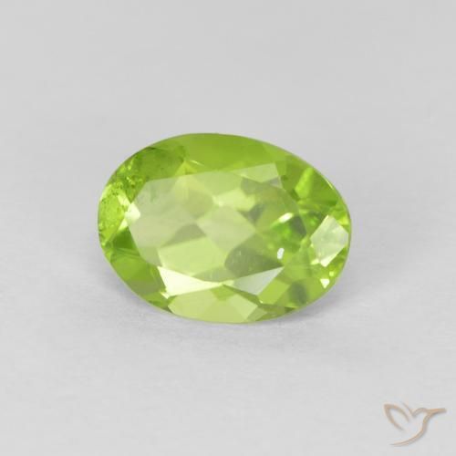 Peridoto Verde medio natural de 1.07 ct, Ovalada, VS