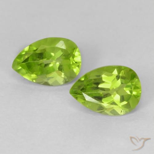 Gemas de Peridoto Verde medio natural de 0.97 ct, En forma de pera, VS