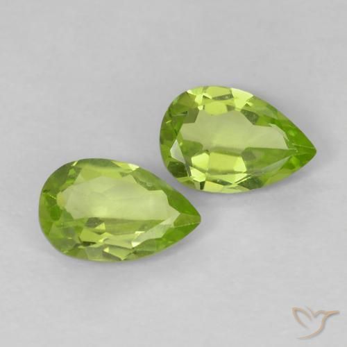 Gemas de Peridoto Verde medio natural de 0.74 ct, En forma de pera, VS