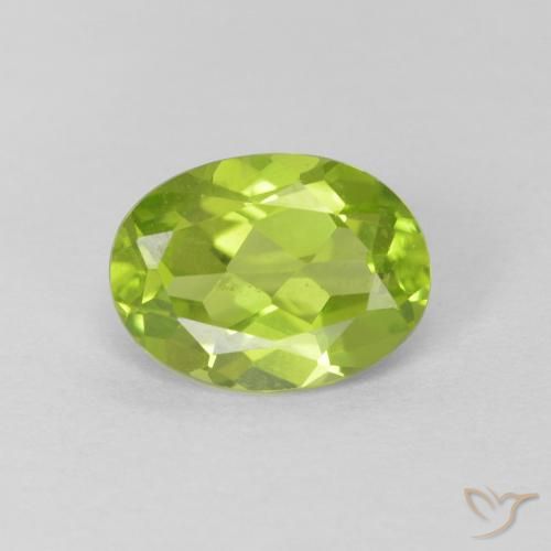 1.30ct Natural Verde medio Peridoto, Ovalada, VS