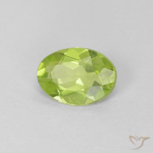 0.84ct Natural Verde medio Peridoto, Ovalada, VS