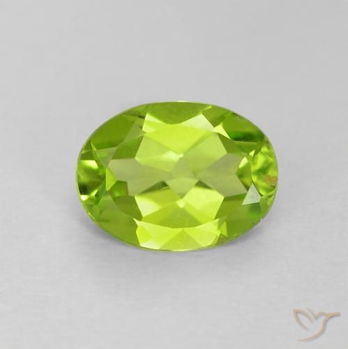 1.10ct Natural Verde medio Peridoto, Ovalada, VVS-VS