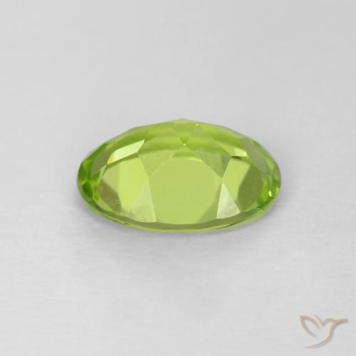 Peridoto Verde medio natural de 1.10 ct, Ovalada, VVS-VS