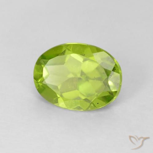 Peridoto Verde medio natural de 1.25 ct, Ovalada, VVS-VS