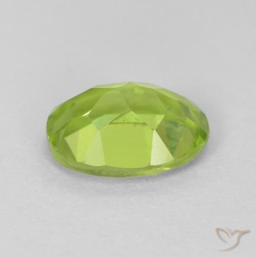 Peridoto Verde claro natural de 1.20 ct, Ovalada, VVS-VS