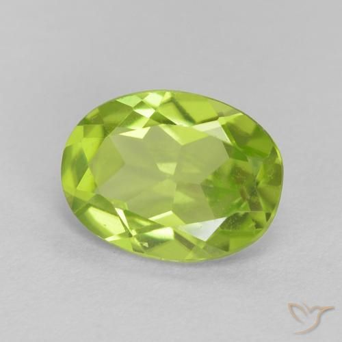 Peridoto Verde claro natural de 1.11 ct, Ovalada, VVS-VS