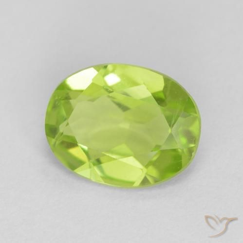 Peridoto Verde claro natural de 1.09 ct, Ovalada, VVS-VS