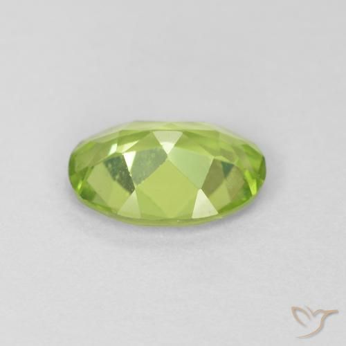 Peridoto Verde claro natural de 0.73 ct, Ovalada, VS
