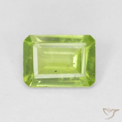 0.87ct Natural Verde medio Peridoto, corte esmeralda, VS