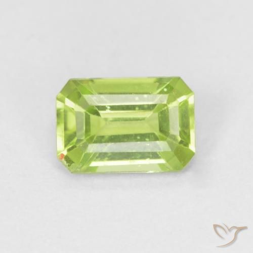 0.52ct Natural Verde vivo claro Peridoto, corte esmeralda, VVS