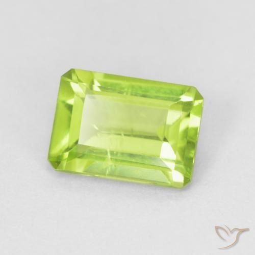 Peridoto Verde claro natural de 0.97 ct, Corte Octágono / Esmeralda, VS